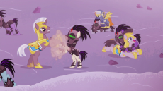 Royal_guards_and_Crystal_Ponies_fighting_S5E25.png