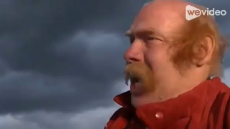 frogcacapointingandlaughing.mov