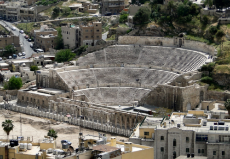 Roman_theater_of_Amman_01.jpg