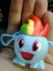 976494__safe_rainbow+dash_candy_candy+dispenser_-colon-d_kill+me_merchandise_nightmare+fuel_radz_wat.jpeg