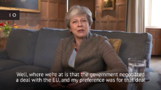 Theresa May - Let me explain what's happening with Brexit.-1114891046025084931.mp4