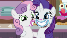 Rarity_and_Sweetie_Belle_smiling_at_the_camera_S7E6.png