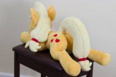 appleplush2.jpg