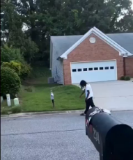 Around Blacks Never Relax.mp4