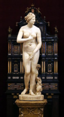 Venus-de-Medici-Uffizi-Gallery-Florence-Italy-1st-century-BCE-Wikipedia.jpeg