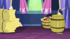 871686__safe_applejack_solo_pony_smiling_earth+pony_screencap_open+mouth_animated_looking+back_flower_apple_discovery+family+logo_talking_barrel_cast.gif