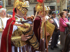 Roman_Lictor_with_Fasces_(Catalonia,_2006).jpg