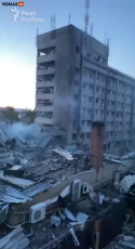 Russian Missile Blows Up Hotel In Ukraine Used To House American Mercenaries.mp4