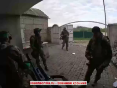Ukrops Fire Grenade Over Wall Receive One Immediately Back - Cry On Radio We have injured.mp4