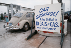 1973 gas lines).jpg