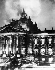 240px-Reichstagsbrand.jpg